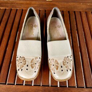 [39] Rieker antistress women's beige & tan leather slip-on flats size EU 39 US 8